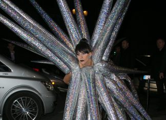 10 Lady Gaga looks that make her the queen of fashion