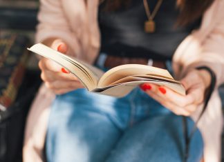 8 worst love advice taken from the great classics of literature