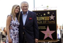 Jennifer Aniston mourns the death of her father, the historic soap opera actor John Aniston