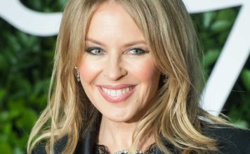 Kylie Minogue is engaged, right or wrong?