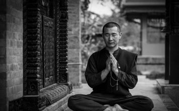 The 10 Best Yoga Books for you to release your stress